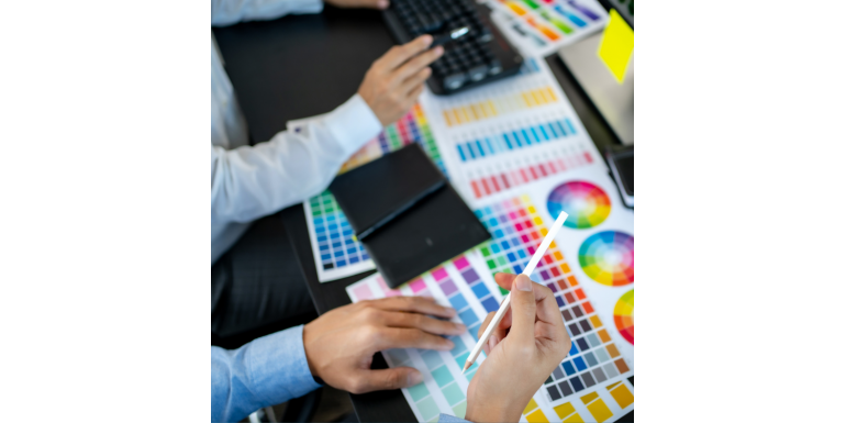 RGB vs CMYK – jak przygotować plik do druku, aby uniknąć problemów z kolorami?